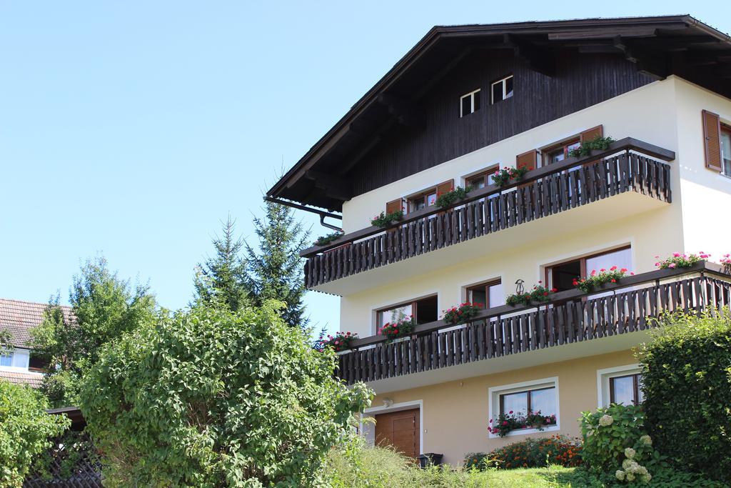 Dreimaderlhaus Apartment Velden am Woerthersee Exterior photo